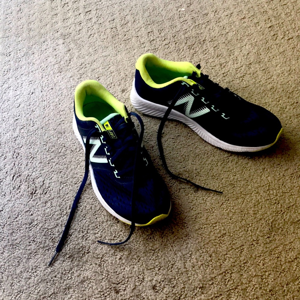 Almost new pair of new balances. OH so incredibly COZY 💋 worn few times
